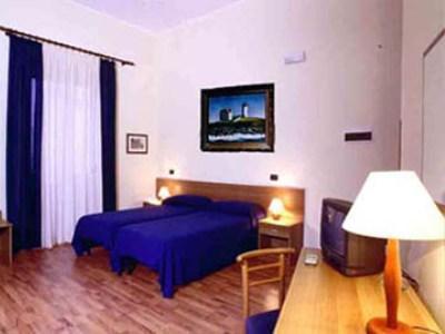 Hotel Dello Stretto Мессина Экстерьер фото
