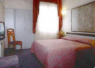 Hotel Dello Stretto Мессина Номер фото